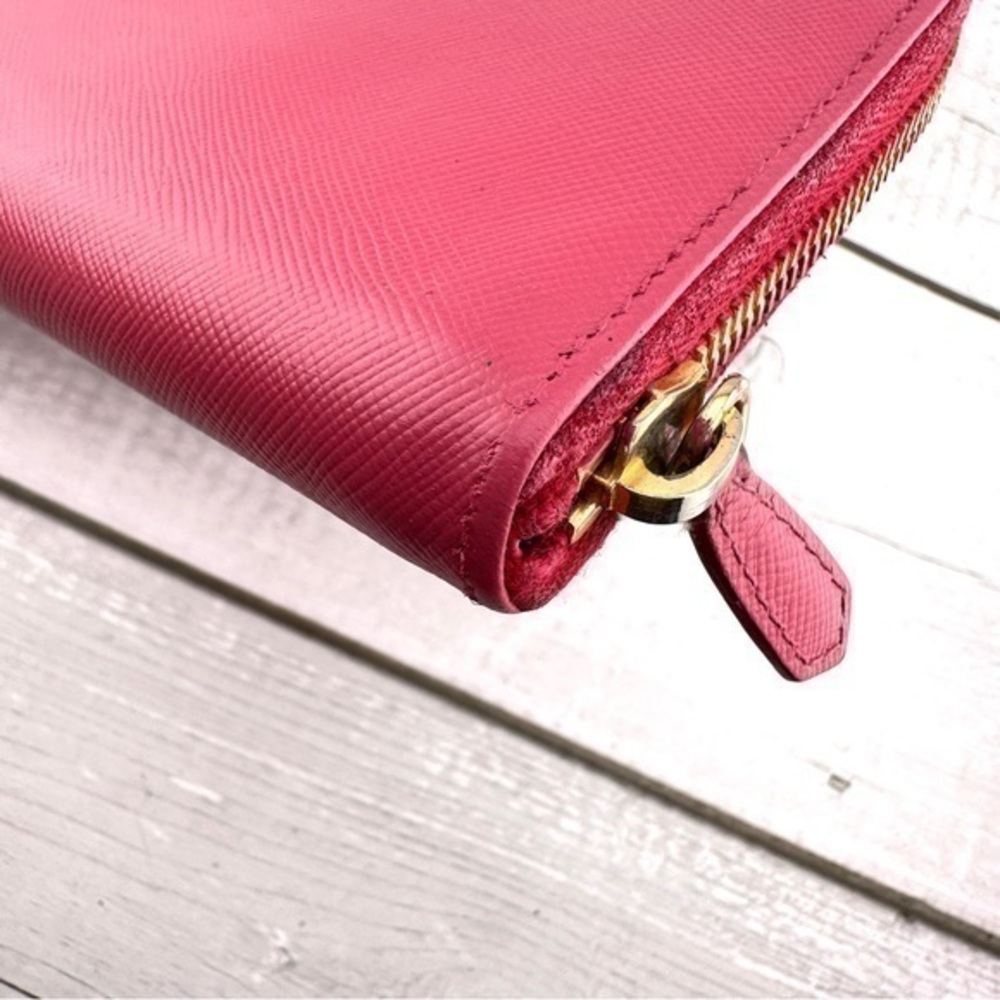 AUTHENTIC Prada Fiocco Bow Zip Around Wallet. Color: Peoria. - Picture 15 of 16